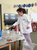 /album/trieda-c6-vcelicky/image11-16-jpeg/